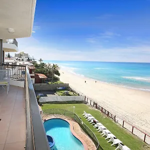 Spindrift On The - Absolute Beachfront Aparthotel