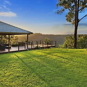 Escarpment Retreat & Day For Couples Bed & Breakfast