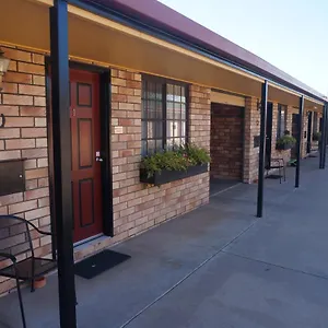 Outback Motel