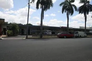 Proserpine Motel 3*,